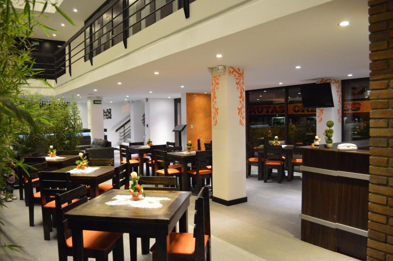 Hostal Delia Victoria Cuenca Bagian luar foto